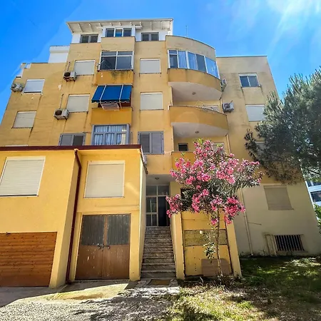 Seaside Serenity Appartement